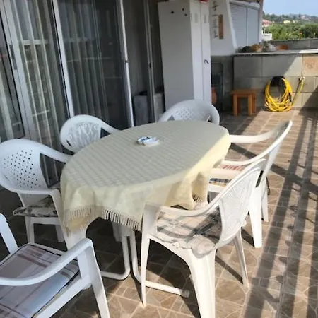 Swisshaus Mit Meerblick 公寓 尼尔斯吉尼